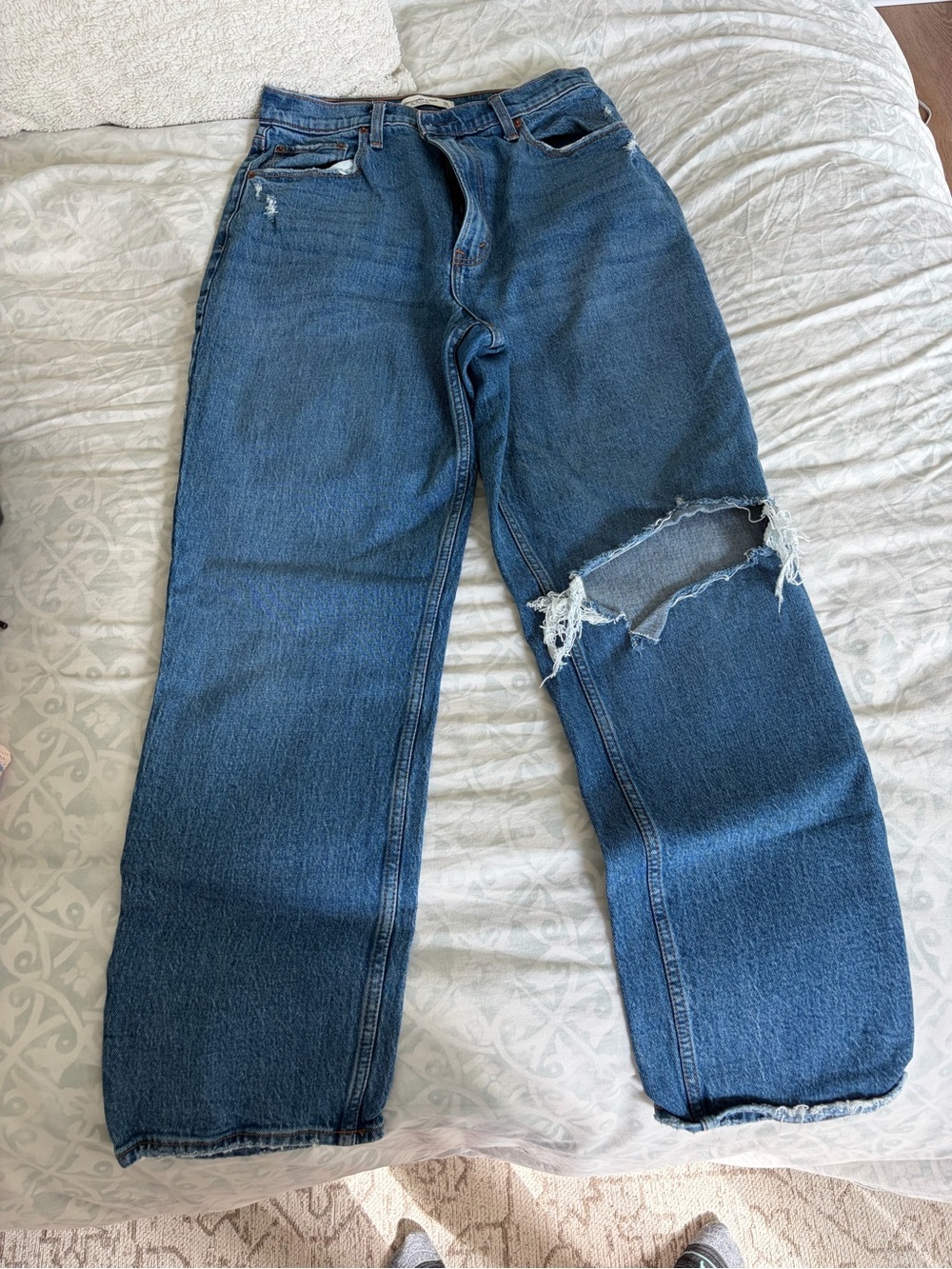 Abercrombie & Fitch curve love 90s straight ultra high rise Jean